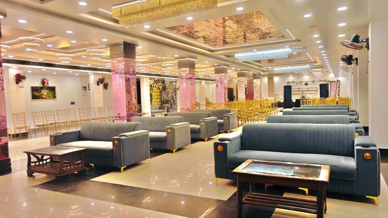 RAJ RAJESHWAR BANQUET β photo 1